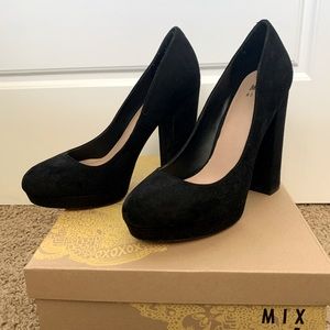 Black velvet platform 5 inch heels